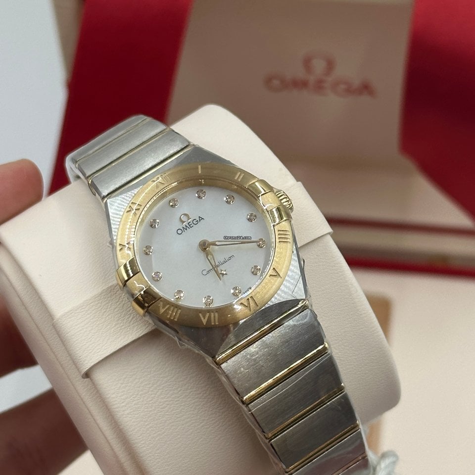 Omega Constellation Manhattan Mother of Pearl Dial Two Tone Steel Strap Watch for Women - 131.20.28.60.55.002