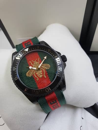 Gucci Dive Green & Red Dial Green & Red Nylon Strap Watch For Men - YA136216