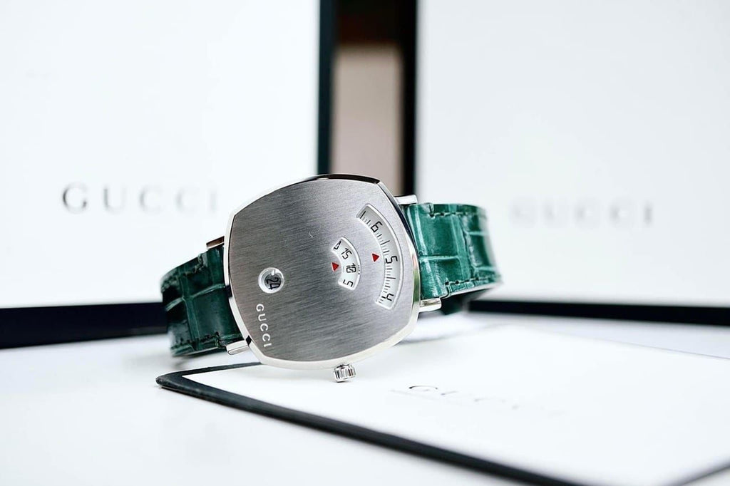 Gucci Grip Quartz Silver Dial Green Leather Strap Watch For Women - YA157404