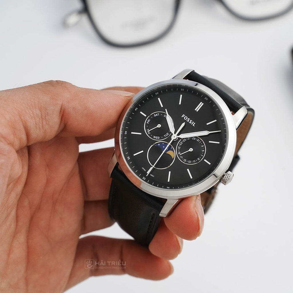 Fossil FS5904 Neutra Minimalist Moonphase Men’s Watch – Black Dial with Black Leather Strap