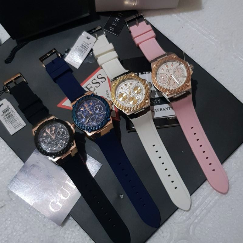 Guess Zena Analog White Dial White Rubber Strap Watch For Women - W1094L1