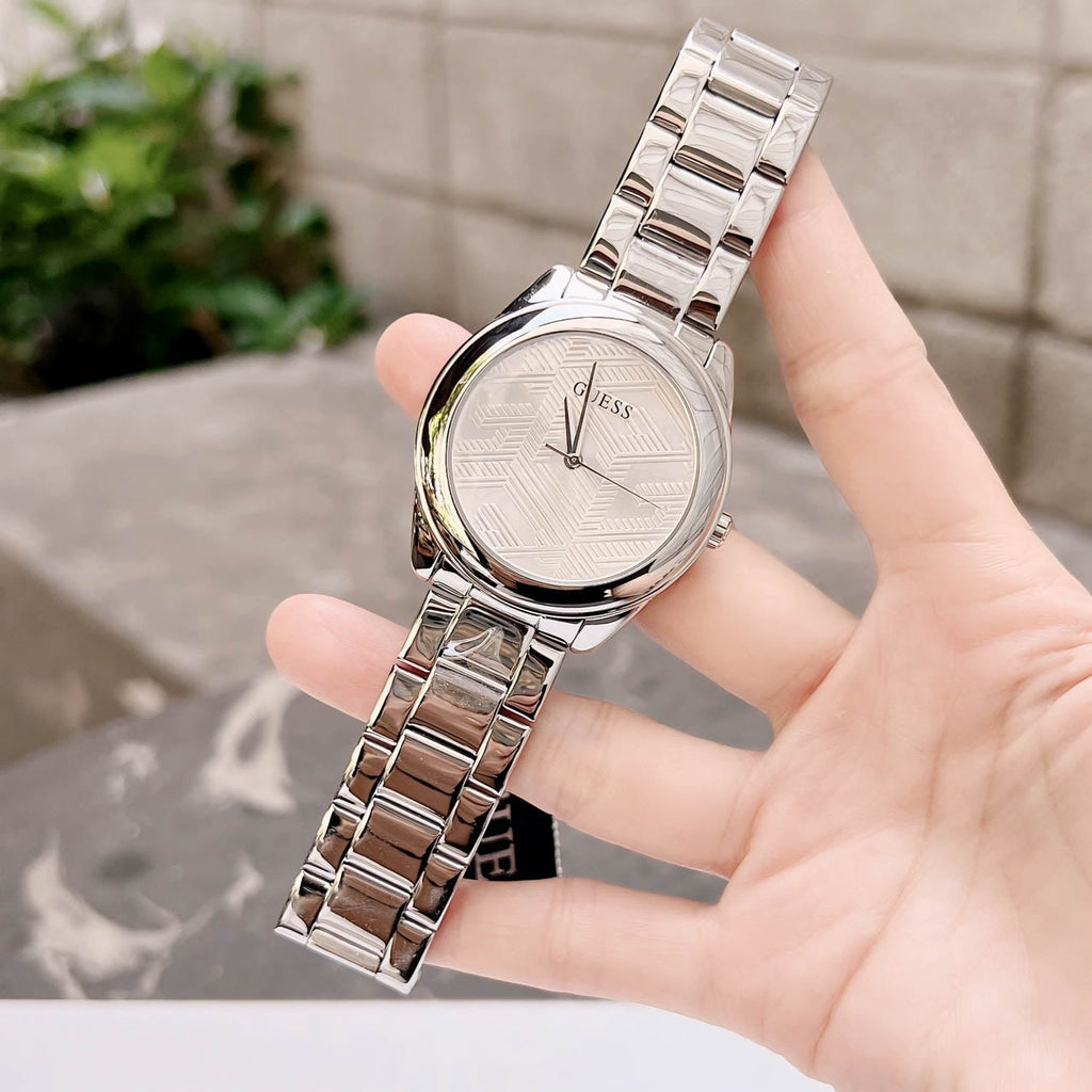 Guess Cubed Analog Silver Dial Silver Steel Strap Watch For Women - GW0606L1