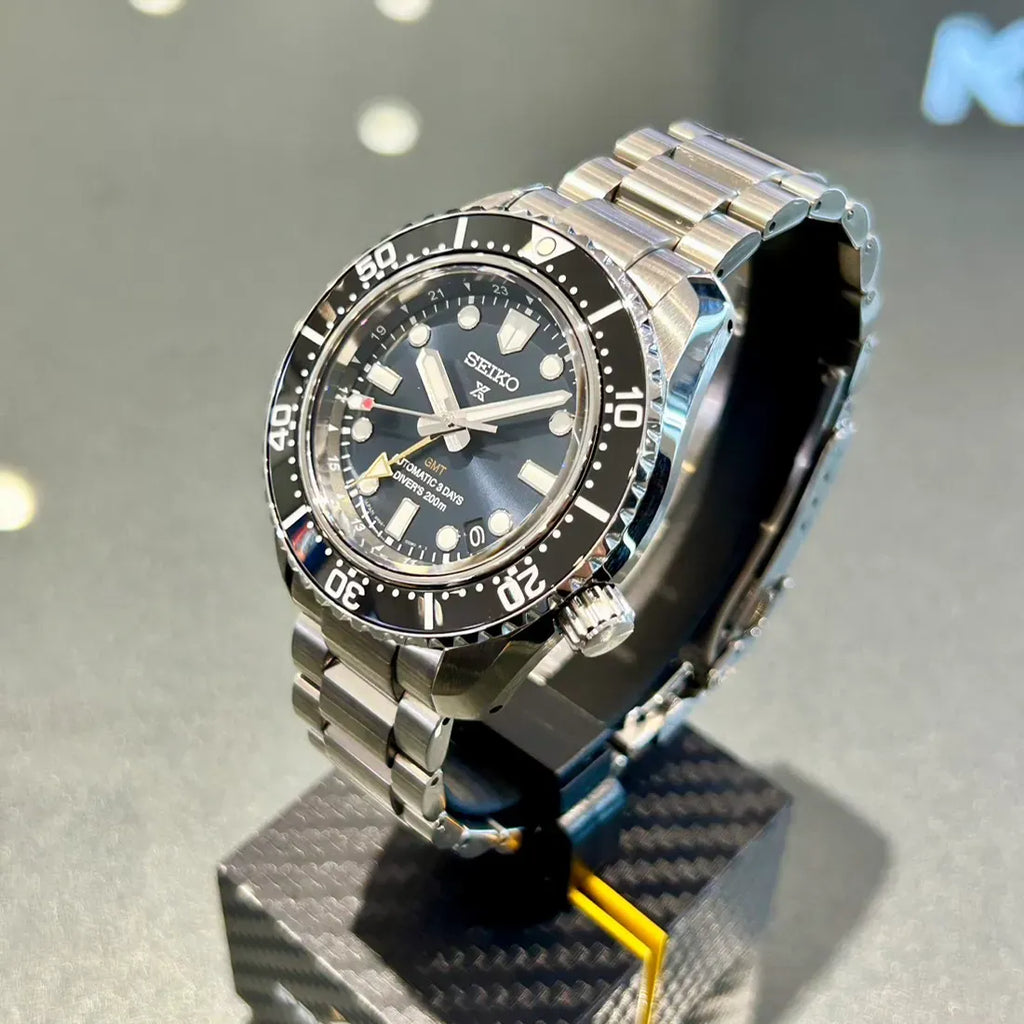 Seiko SBEJ021 Prospex Diver Scuba Automatic Men's Watch – Blue Dial & Silver Steel Strap