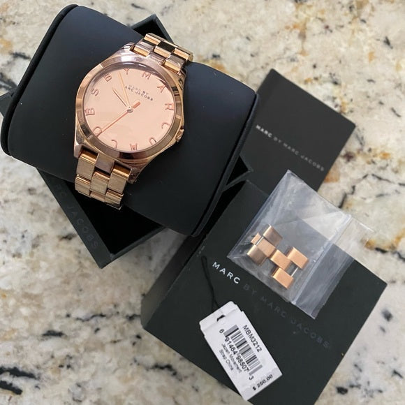 Marc Jacobs Henry Rose Gold Dial Rose Gold Steel Strap Watch for Women - MBM3212