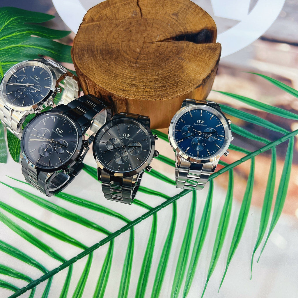 Daniel Wellington Iconic Link Chronograph Grey Dial Grey Steel Strap Watch for Men - DW00100643