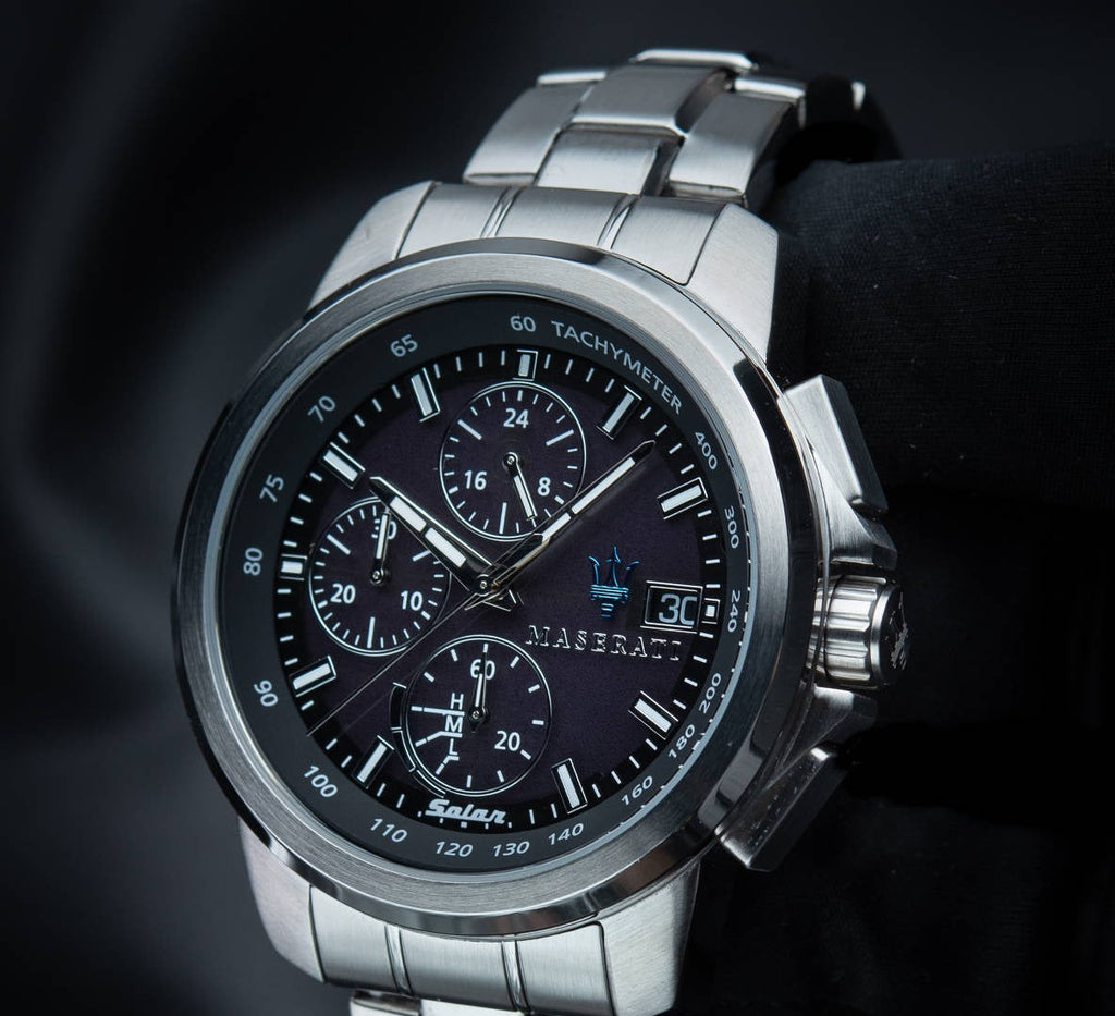 Maserati Successo Solar Edition Black Dial Silver Steel Strap Watch For Men - R8873645003