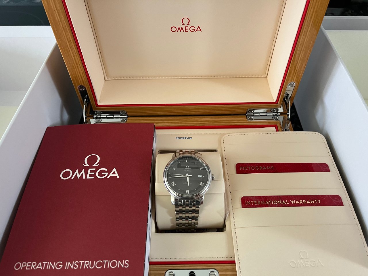 Omega De Ville Prestige Co-Axial Automatic Grey Dial Silver Steel Strap Watch for Men - 424.10.40.20.06.001