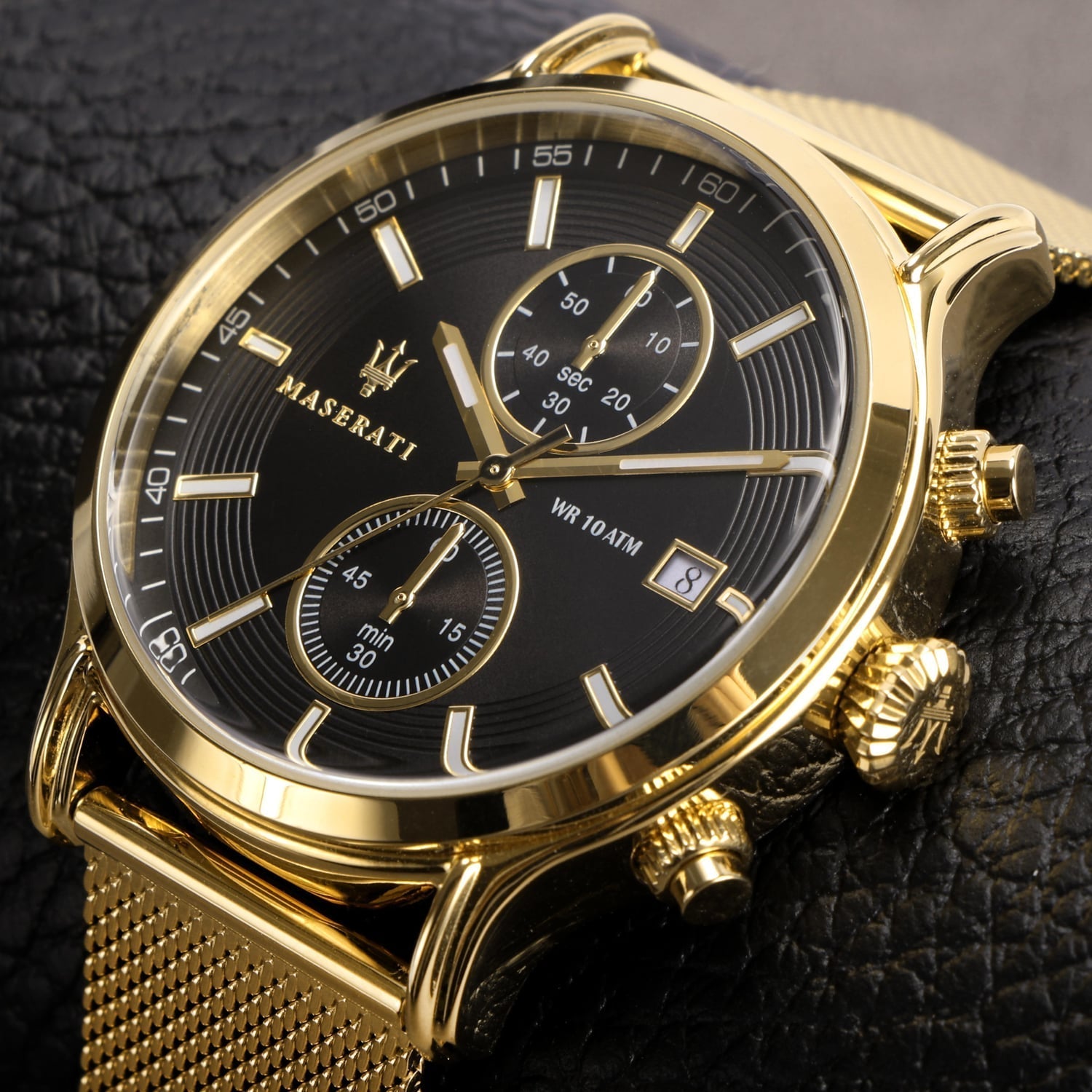 Maserati Epoca 42mm Black Dial Gold Mesh Bracelet Watch For Men - R8873618007