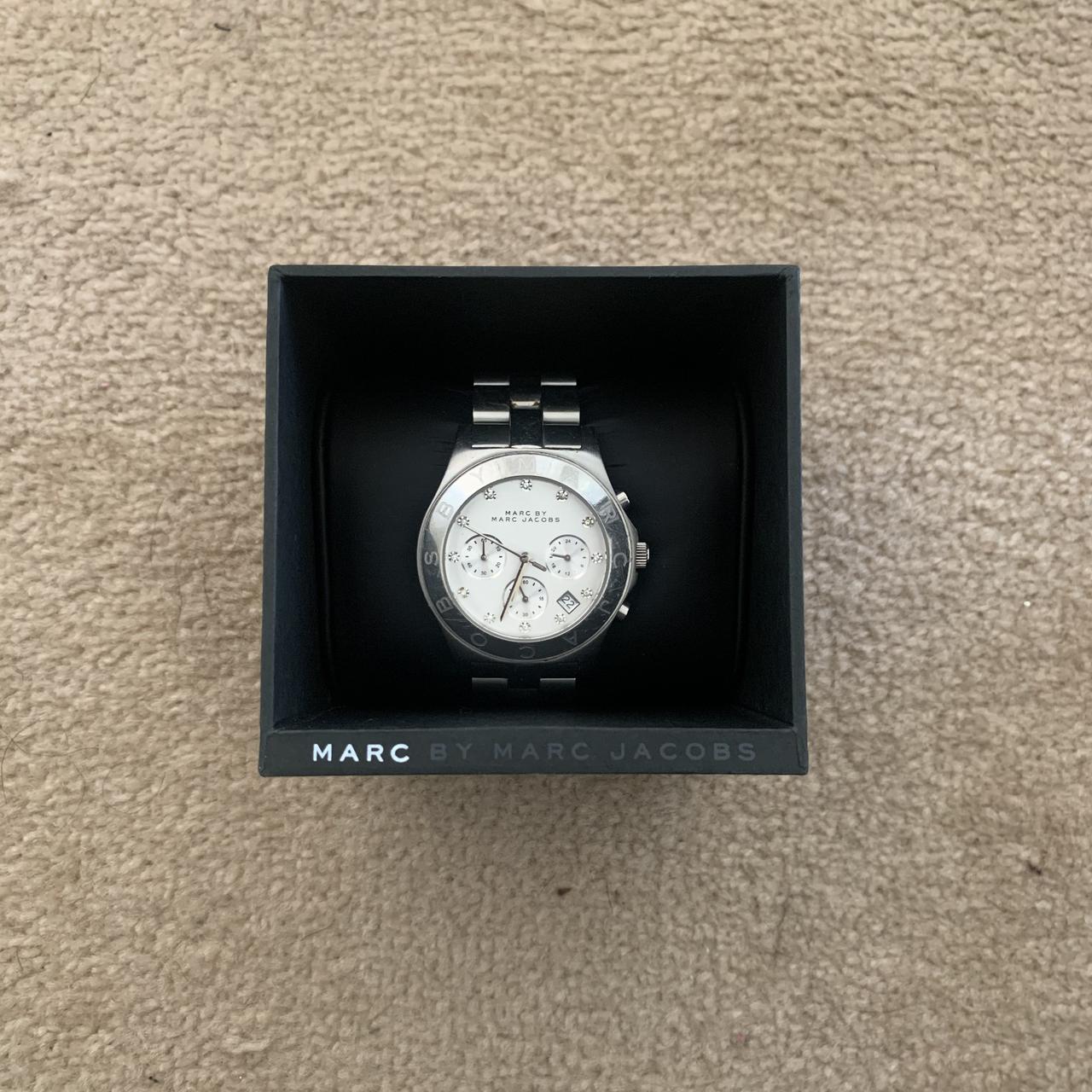 Marc Jacobs Blade White Dial SIlver Stainless Steel Strap Watch for Women - MBM3100