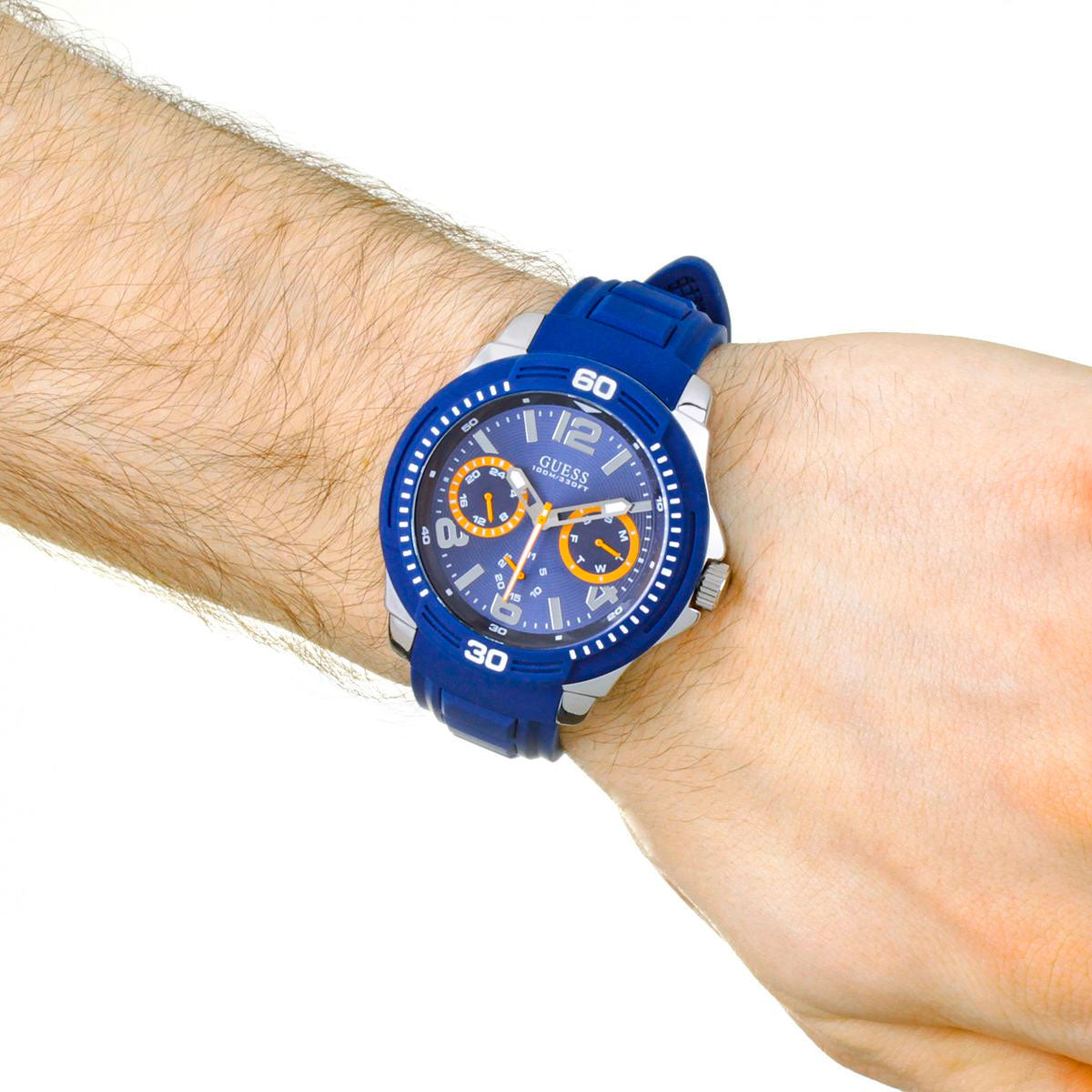 Guess Trade Blue Dial Blue Silicone Strap Watch for Men - W0967G2