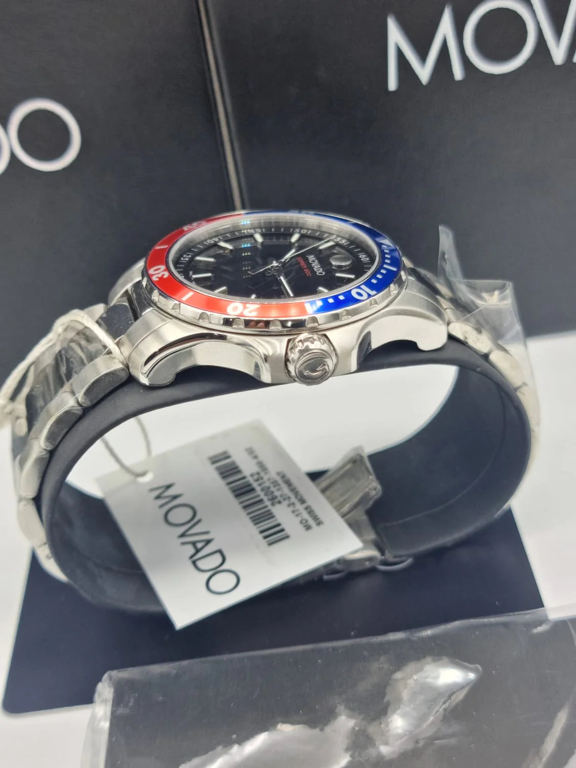 Movado Series 800 Pepsi Black Dial Silver Steel Strap Watch for Men - 2600152