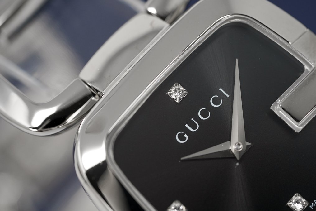 Gucci G Gucci Diamond Black Dial Silver Steel Strap Watch For Women - YA125406