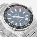 Gucci Dive Quartz Black Dial Silver Steel Strap Watch For Men - YA136212