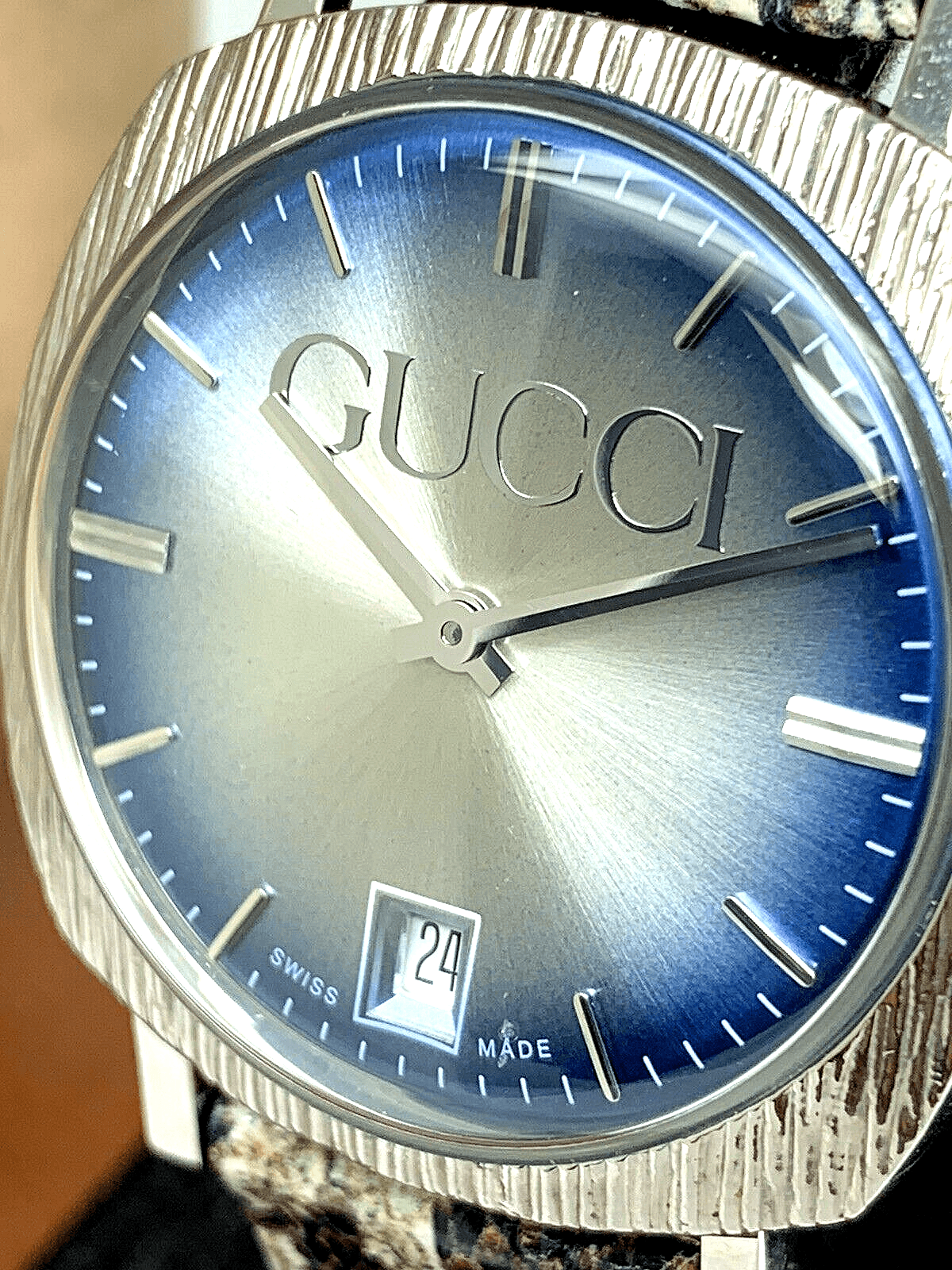 Gucci Grip Blue Dial Brown Leather Strap Unisex Watch - YA152401