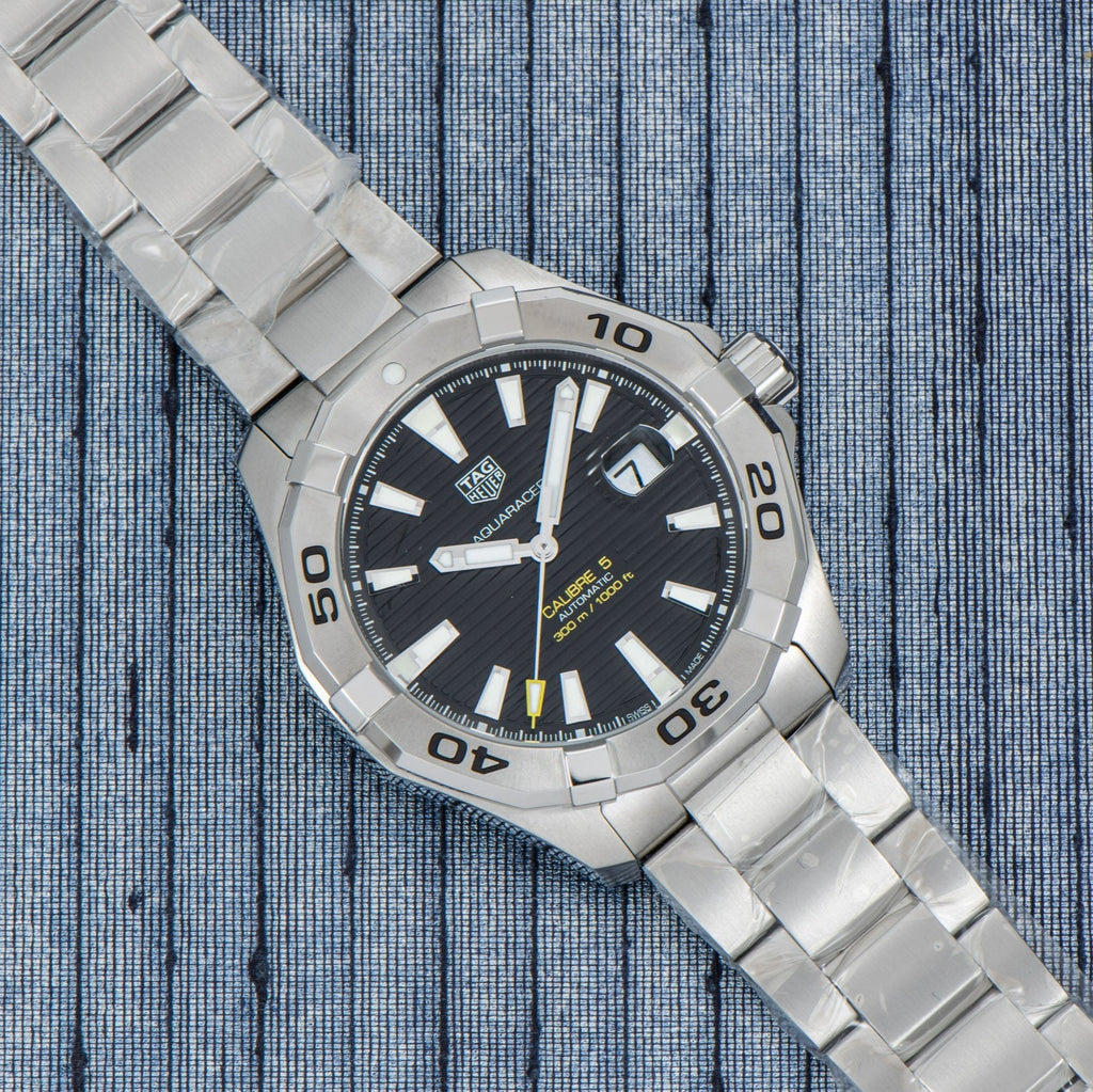 Tag Heuer Aquaracer Automatic Calibre 5 Men's Watch WBD2110.BA0928 – Black Dial with Silver Steel Strap