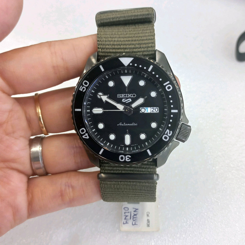 Seiko 5 Sports SRPD65K4 Automatic Men's Watch – Black Dial & Green Nylon Strap