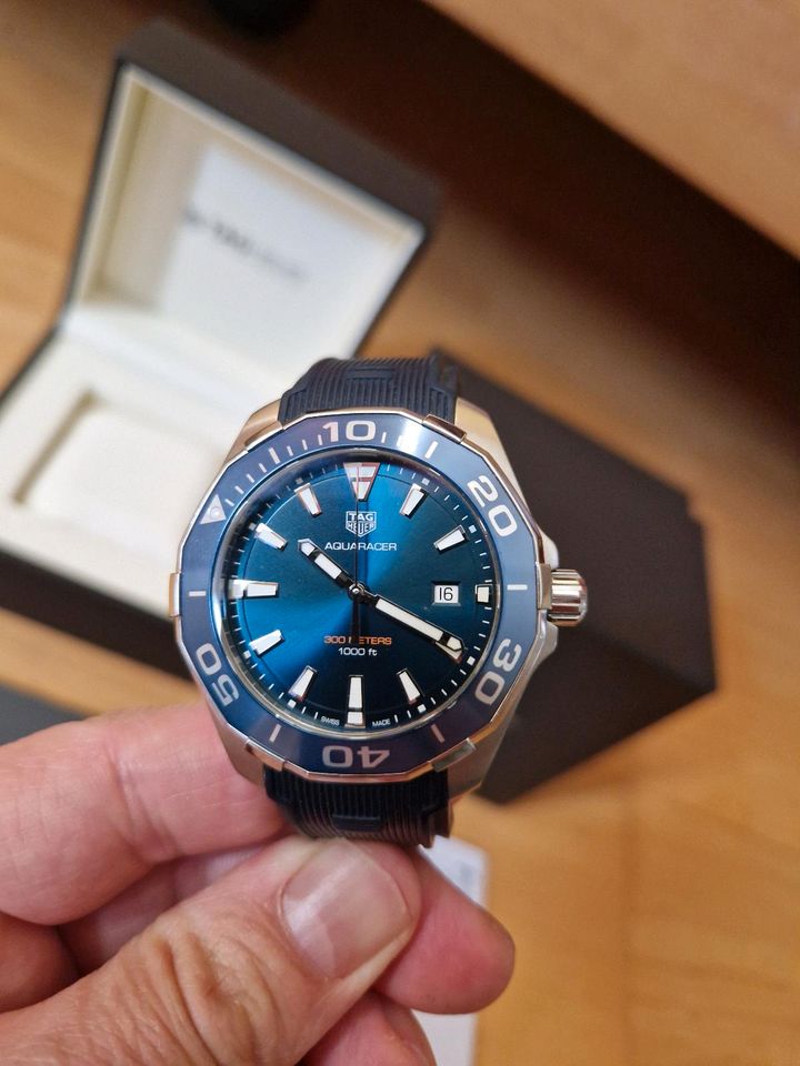 Tag Heuer Aquaracer Quartz Blue Dial Blue Rubber Strap Watch for Men - WAY101C.FT6153