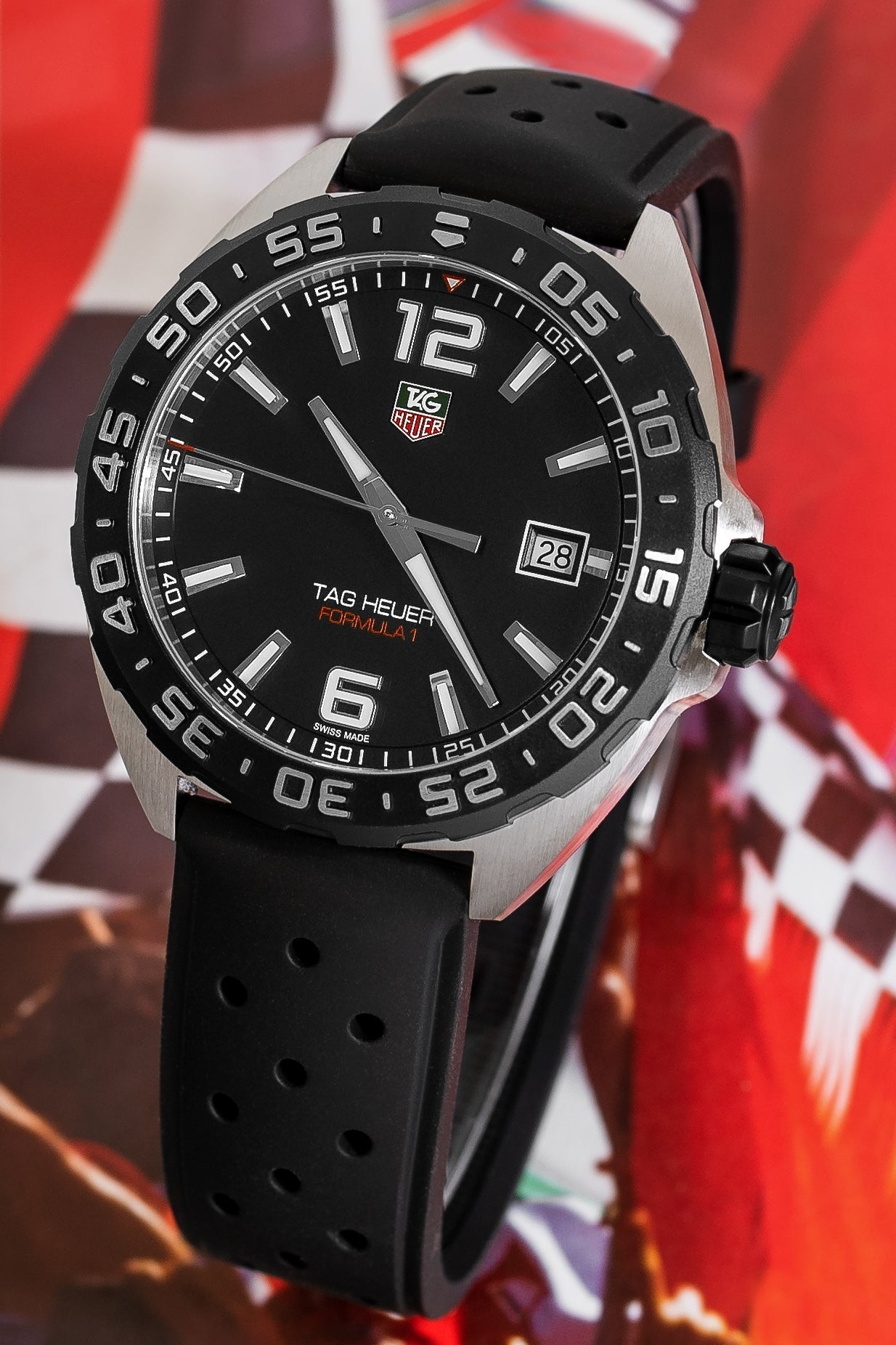 Tag Heuer Formula 1 Quartz Black Dial Black Rubber Strap Watch for Men - WAZ1110.FT8023